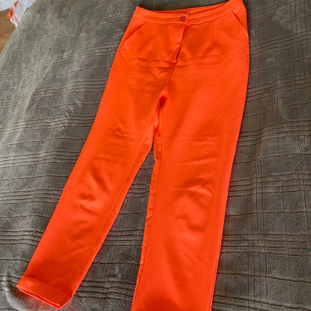 Pinko Orange Suit - Picture 6 of 6